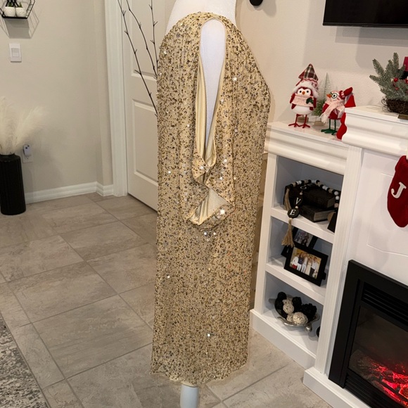 NWT Aidan Mattox Gold Sequin Mini Dress 100% Silk Size 10 - Picture 4 of 12